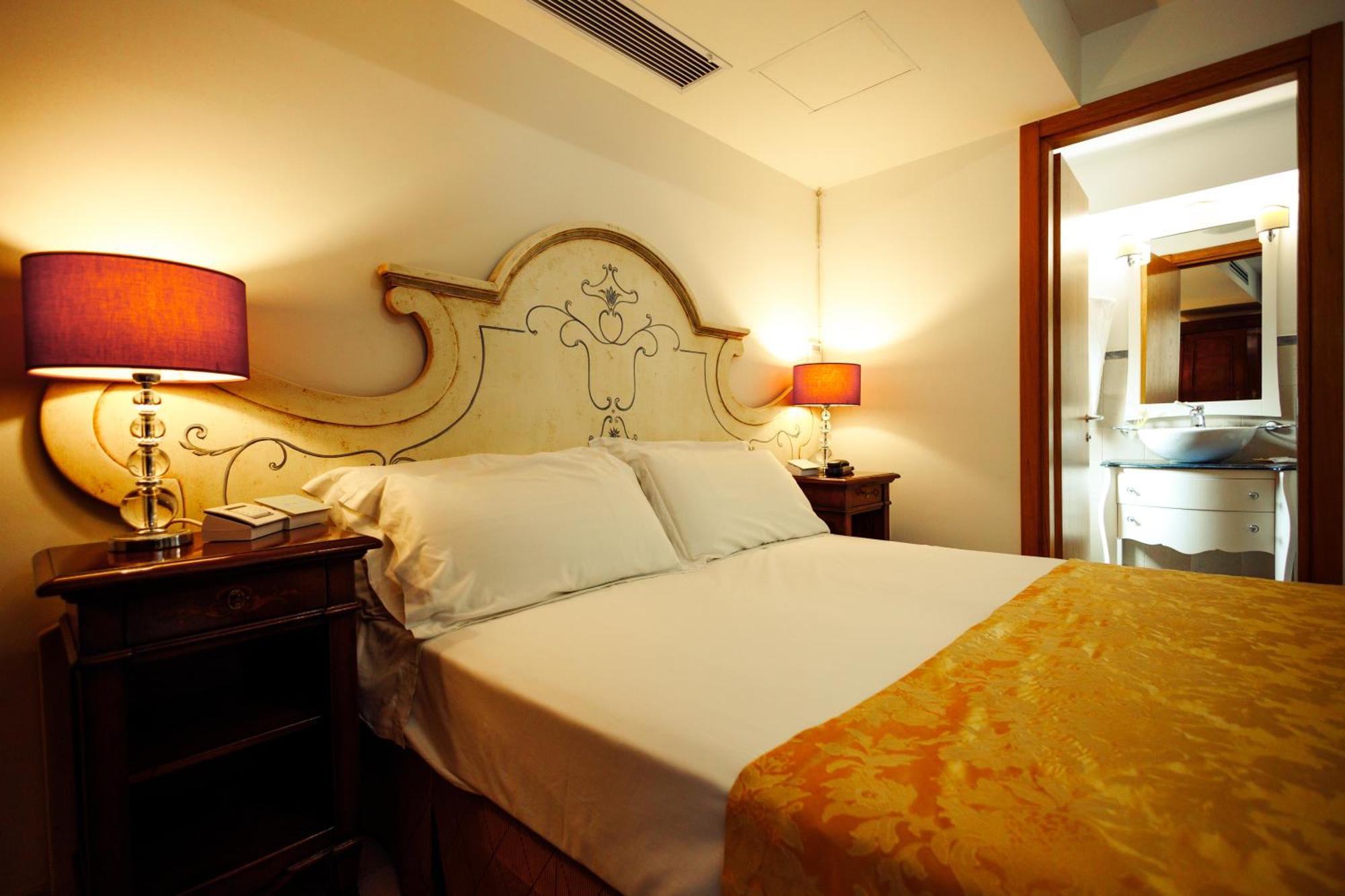 Vico Regio Hotel Casarano Dış mekan fotoğraf